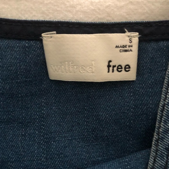 Aritzia denim dress - Picture 3 of 3